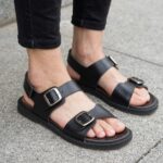 츄바스코 샌들 솔직 후기 디자인 장단점 츄바스코 알메리아 블랙 샌들 실측 사진 가죽 질감 버클 디자인