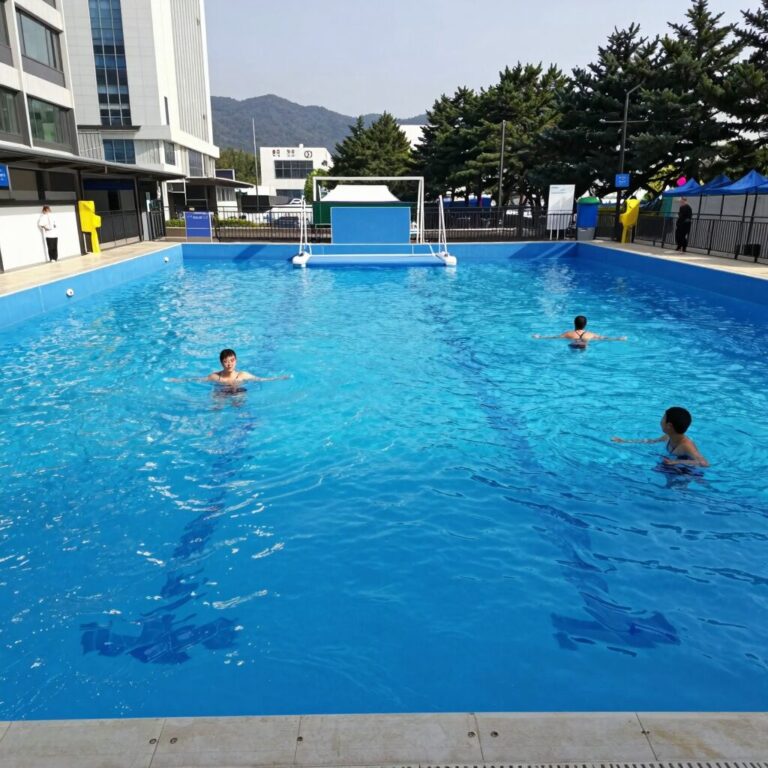 휘닉스평창 블루캐니언 실내 파도풀과 유수풀이 보이는 전경