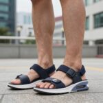 abc마트 샌들 실제 후기와 사이즈 팁 나이키 에어맥스 코코 SE 샌들 실물 착용 사진으로 발등 스트링과 쿠셔닝 디테일이 보임